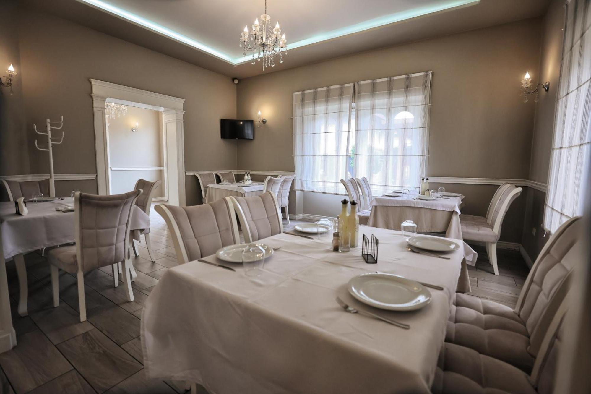 Vila Casablanca - Boutique Hotel & Restaurant Шкодер Экстерьер фото