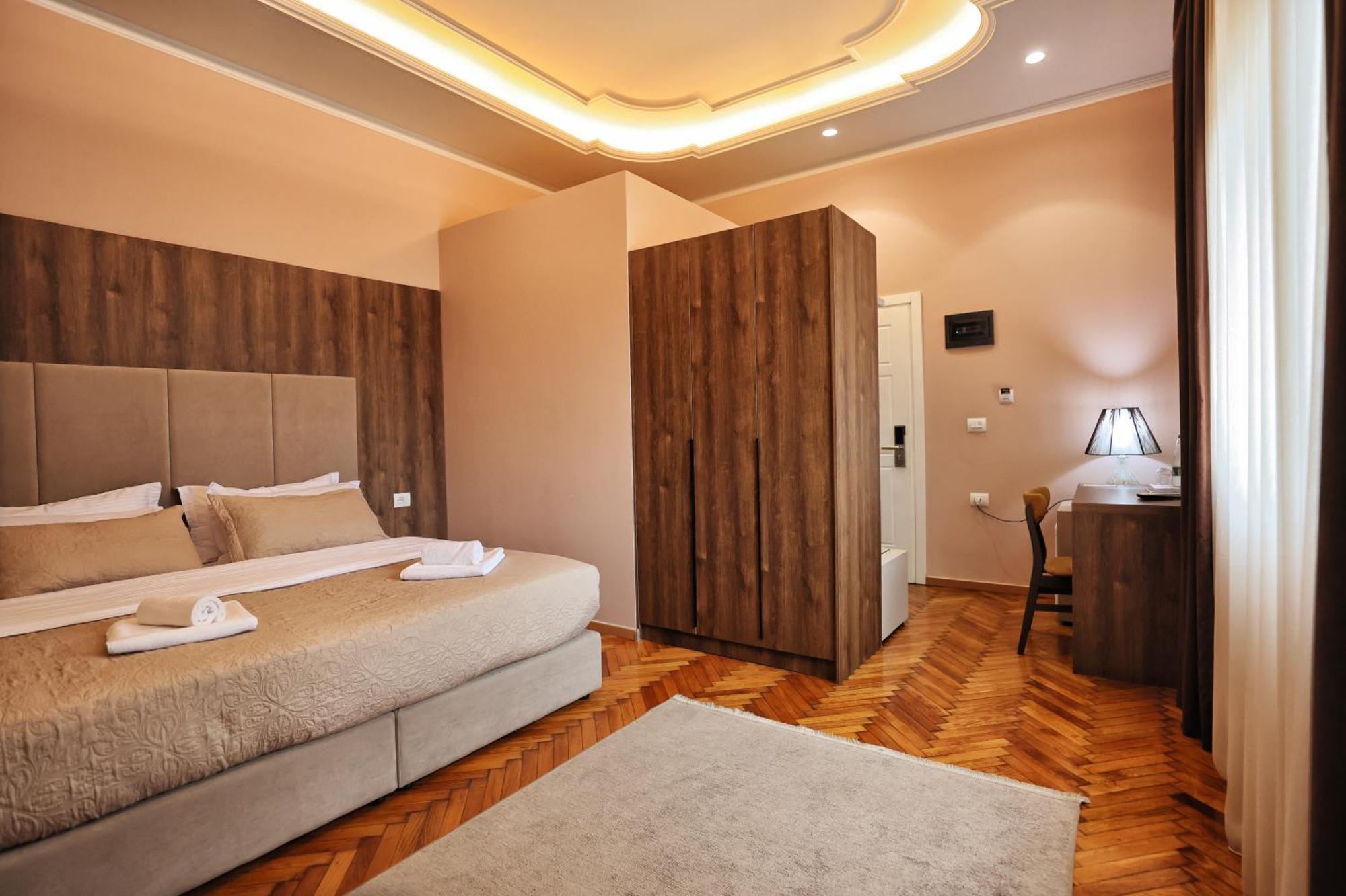 Vila Casablanca - Boutique Hotel & Restaurant Шкодер Экстерьер фото