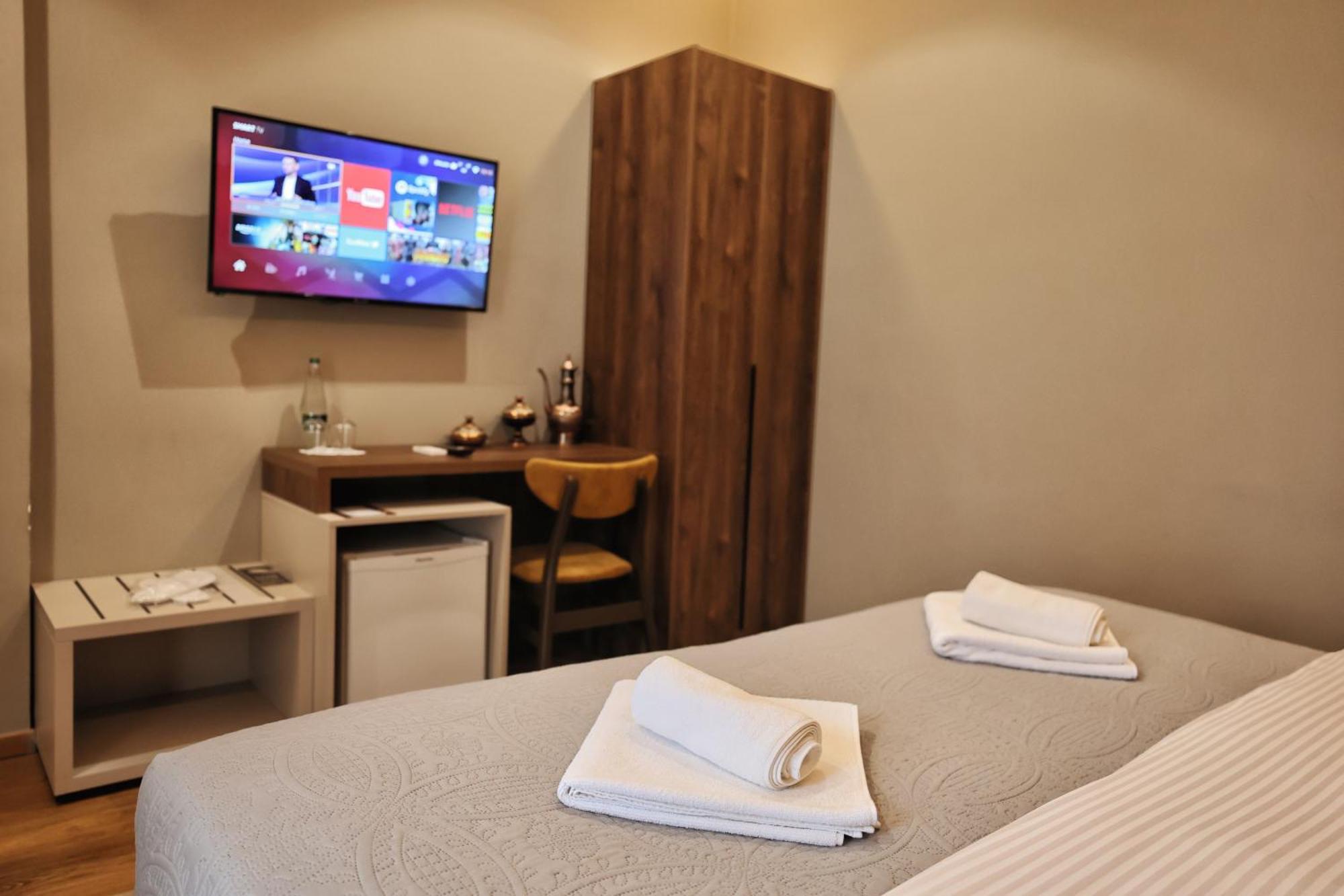 Vila Casablanca - Boutique Hotel & Restaurant Шкодер Экстерьер фото